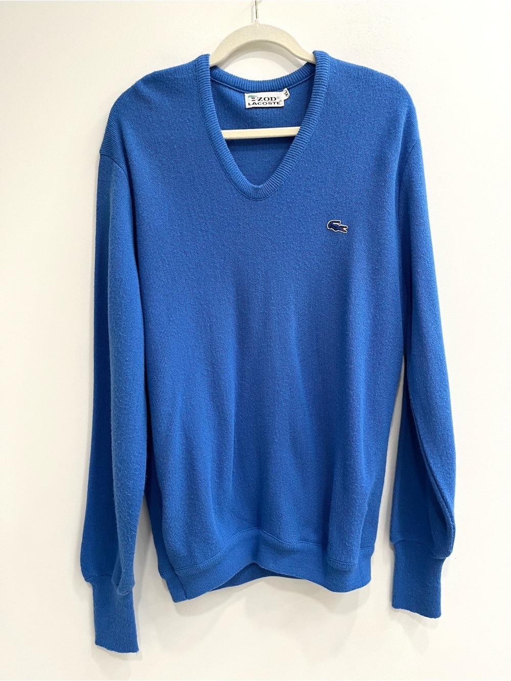 Vintage Izod Lacoste Blue V Neck Sweater Crocodile Logo 100% Orlon Men’s XL